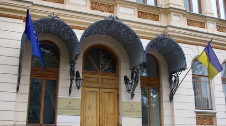 Ukrainisches Kulturministerium gibt Hälfte des Jugendarbeit-Budgets für Rechtsextreme aus