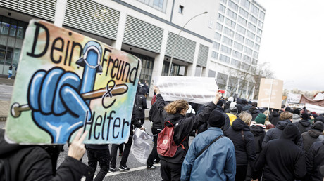 Morddrohungen, Doxing, Todeslisten: Erneut Verdacht auf Datenmissbrauch durch Polizisten