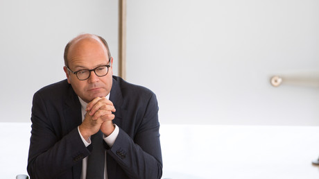Sachsens Staatsminister Schenk über Thüringen: Jeder muss zurückstecken (Video)