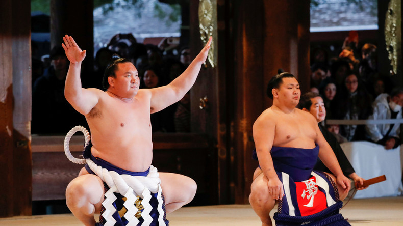 Coronavirus: Sumo-Turnier findet zum 1. Mal in der Geschichte hinter verschlossenen Türen statt