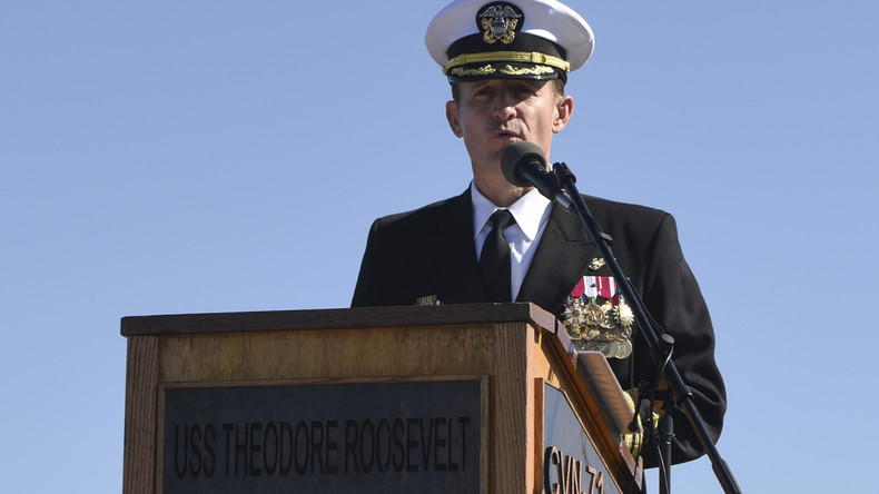 Kritik wird nicht geduldet: US Navy entzieht Kapitän des Corona-Flugzeugträgers das Kommando