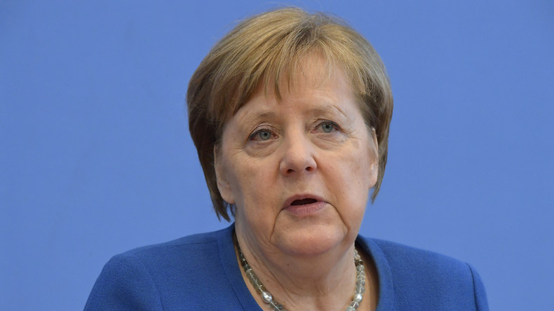 LIVE: Pressekonferenz von Bundeskanzlerin Merkel zur Corona-Krise