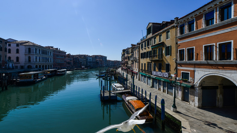 LIVE: Bootstour durch Venedigs verlassene Kanäle
