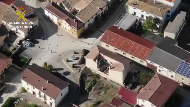 Spanien: Polizei jagt Ignoranten der Ausgangssperre mit Drohne