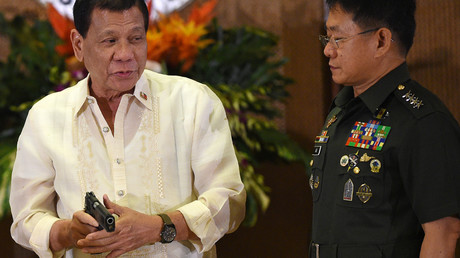 "Schießt sie tot": Philippinischer Präsident ordnet brutale Maßnahmen bei Quarantäne-Verstößen an