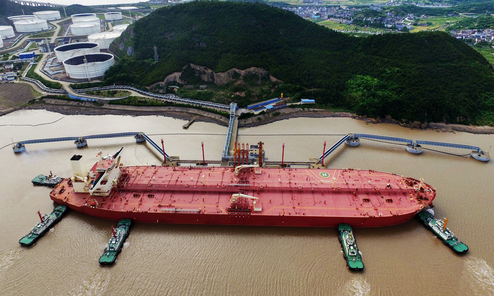 Solange es günstig ist: Flotte von 117 Tankern bringt billiges Rohöl nach China
