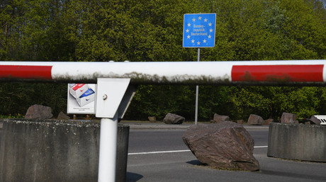Druck aus Politik und Tourismusindustrie: Forderung nach offenen Grenzen immer lauter