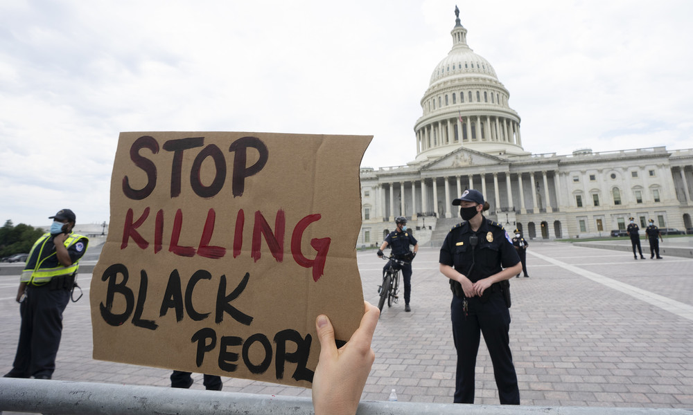 Tod von George Floyd: Gibt es systemische Gründe für die Polizei-Brutalität in den USA? (Video)