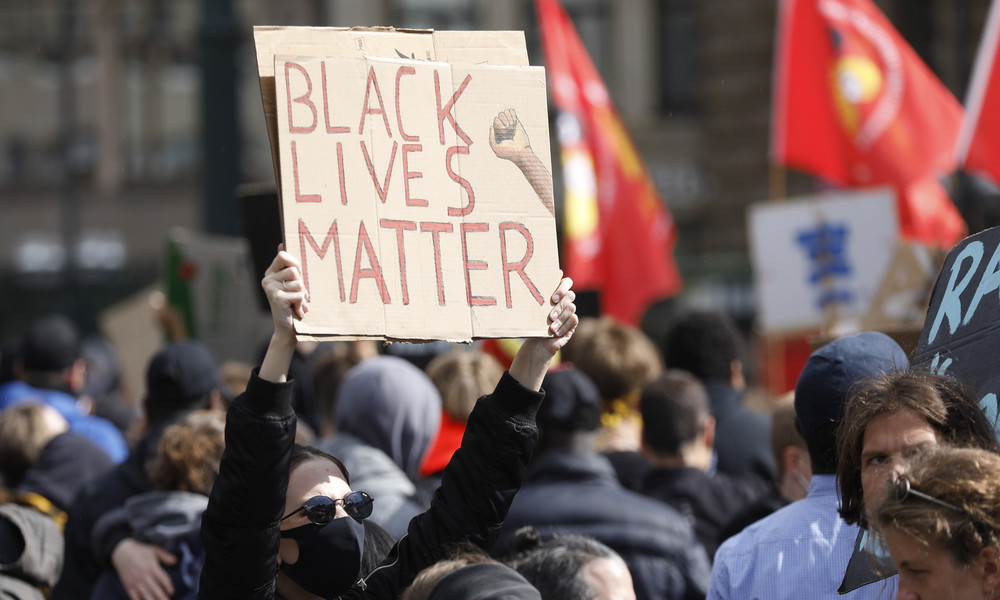 Black Lives Matter: Zehntausende protestieren deutschlandweit gegen Rassismus