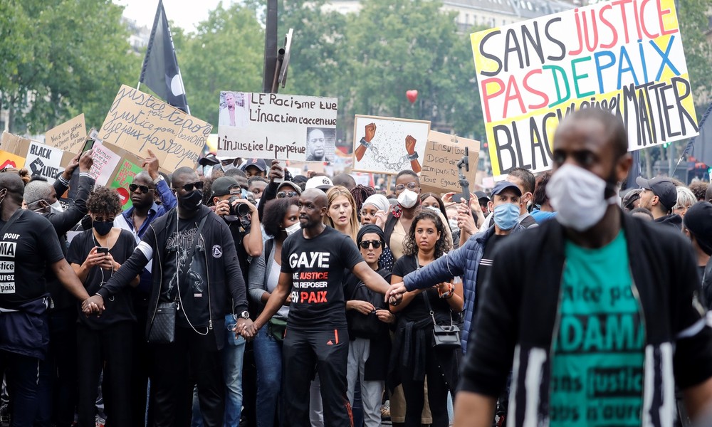 Frankreich: Präsident Macron will keine Art antirassistischen Bildersturm (Video)