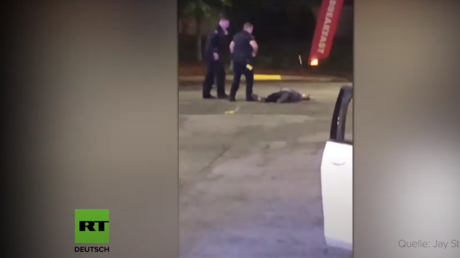 Handy-Video aufgetaucht: Afroamerikaner von US-Polizist erschossen