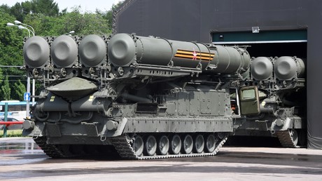 Moskau: Vorbereitung der Militärfahrzeuge für die Siegesparade auf dem Roten Platz