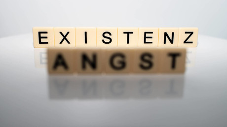 Massive Corona-Kollateralschäden: Existenznot, Isolation und Angst