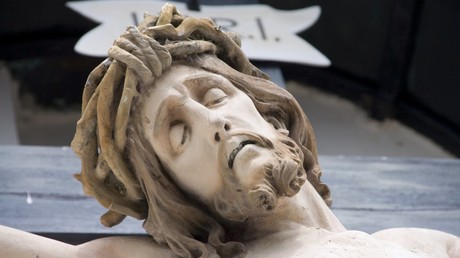 Den Kirchen laufen die Gläubigen weg