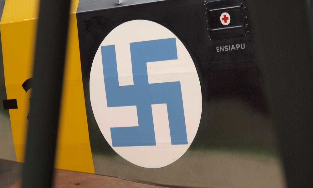 Nach über 100 Jahren: Finnische Luftwaffe schafft Hakenkreuz-Symbol ab
