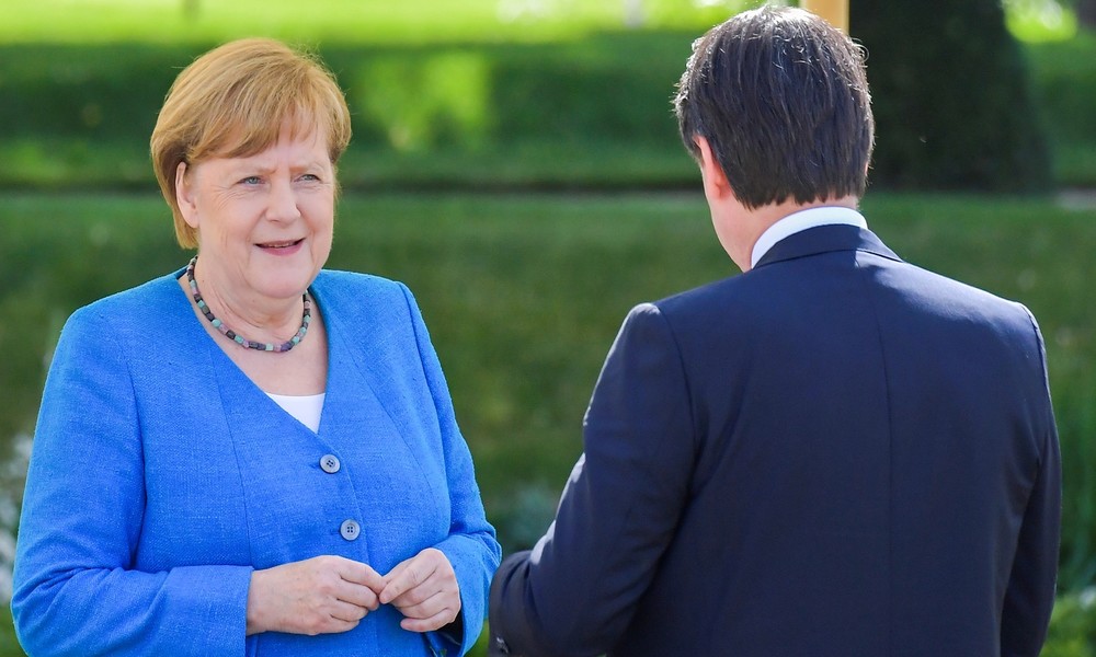LIVE: Italiens Premierminister Giuseppe Conte und Kanzlerin Merkel geben gemeinsame Pressekonferenz