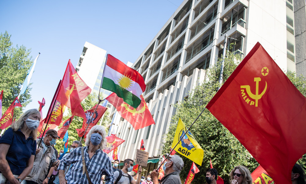 Proteste nach Verurteilung türkischer Kommunisten in München – Anwälte kündigen Revision an (Video)