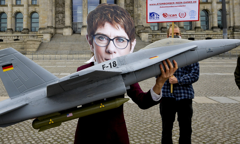 "Unsinnig und aberwitzig": SPD-Fraktionschef stellt Rüstungskooperation mit USA infrage – CDU empört