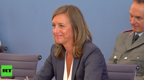 Regierungssprecherin lobt überschwänglich die Corona-Warn-App: "Die App ist toll!"