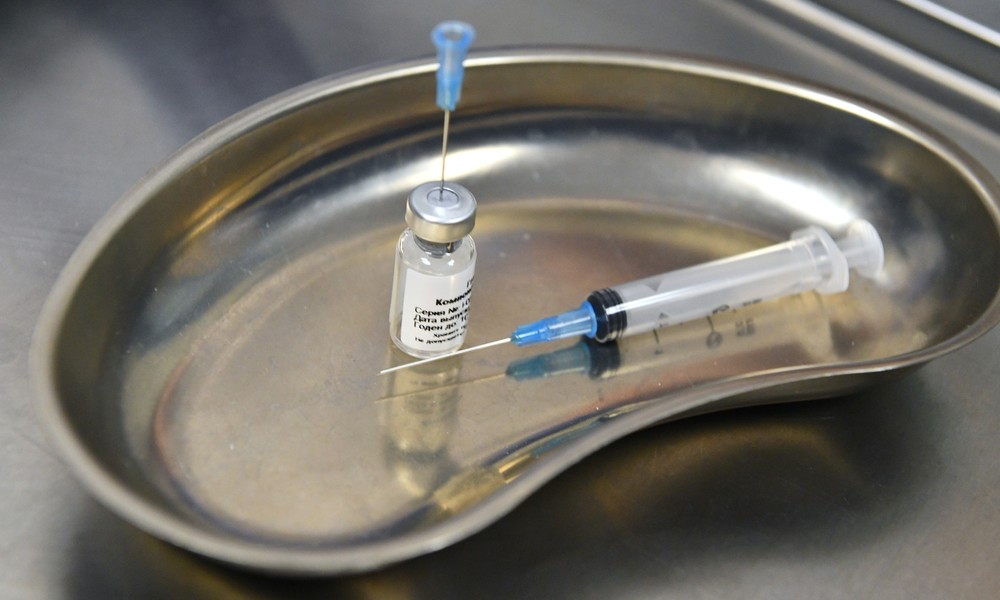 Russischer Corona-Impfstoff Sputnik V wird an Risikogruppen getestet