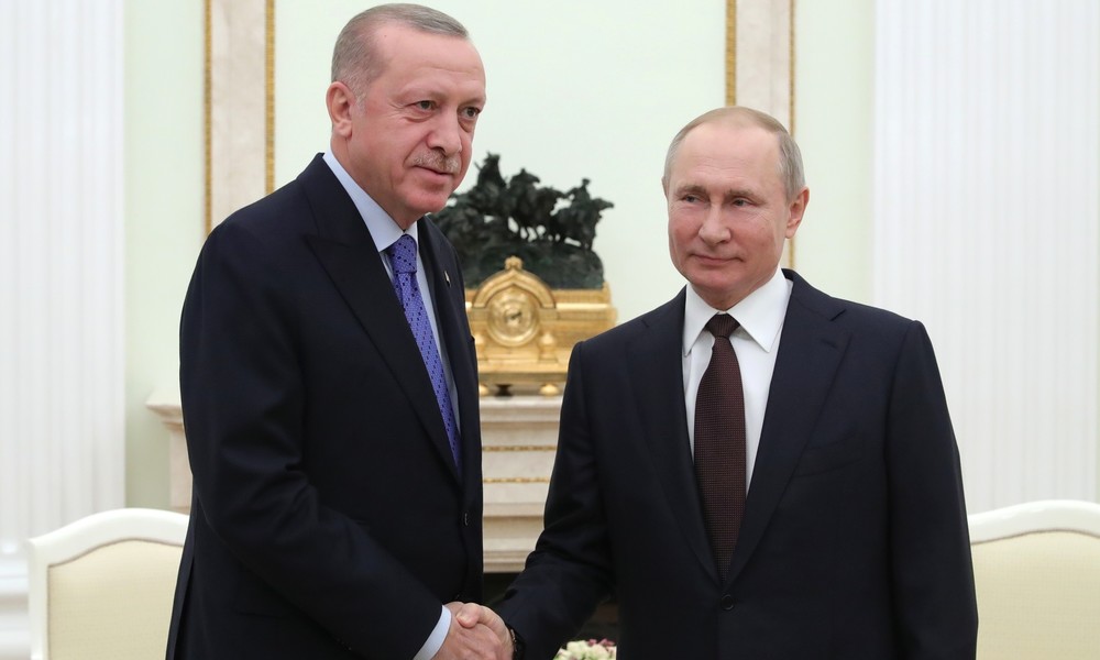 Putin zu Erdoğan: Ernste Sorgen über Nahost-Kämpfer in Bergkarabach