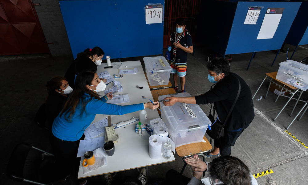 Chile: Verfassungsreferendum, Putschgefahr und partizipative Demokratie als Zukunftsmodell