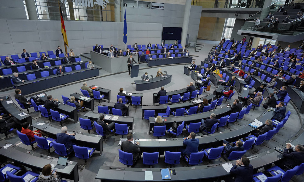 LIVE: 193. Sitzung des Bundestags – Aktuelle Stunde: Bedrängung von Abgeordneten verurteilen