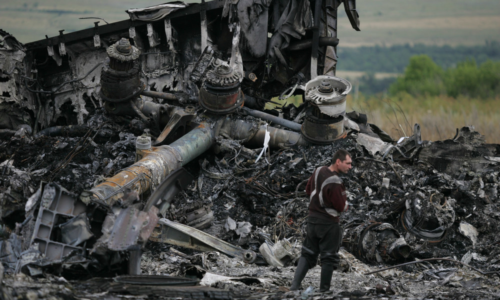 Bundesregierung: "Keine gesicherten Erkenntnisse zu Absturzursache von MH17"
