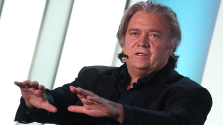 Wegen Aufrufen zur Enthauptung: Twitter sperrt Konto von Trumps Ex-Berater Steve Bannon