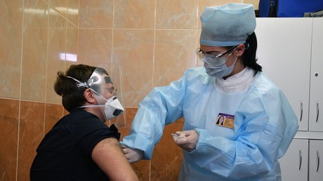 Russlands Gesundheitsamt: Sputnik V zu über 90 Prozent wirksam, Kanäle in sozialen Medien eröffnet