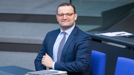 Spahn: Zur Not "infiziertes" Gesundheitspersonal arbeiten lassen