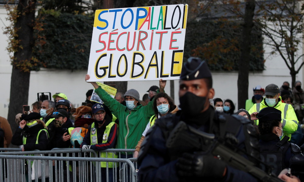 Französische Regierung lässt umstrittenes Sicherheitsgesetz zugunsten einer Neufassung fallen