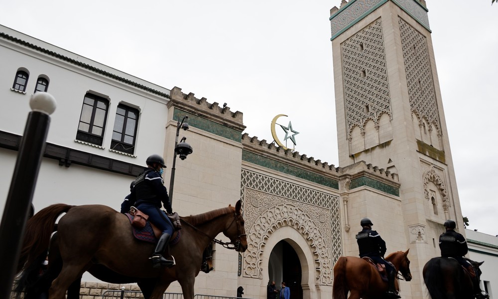Wegen Extremismusverdachts – fast 80 Moscheen in Frankreich von Schließung bedroht