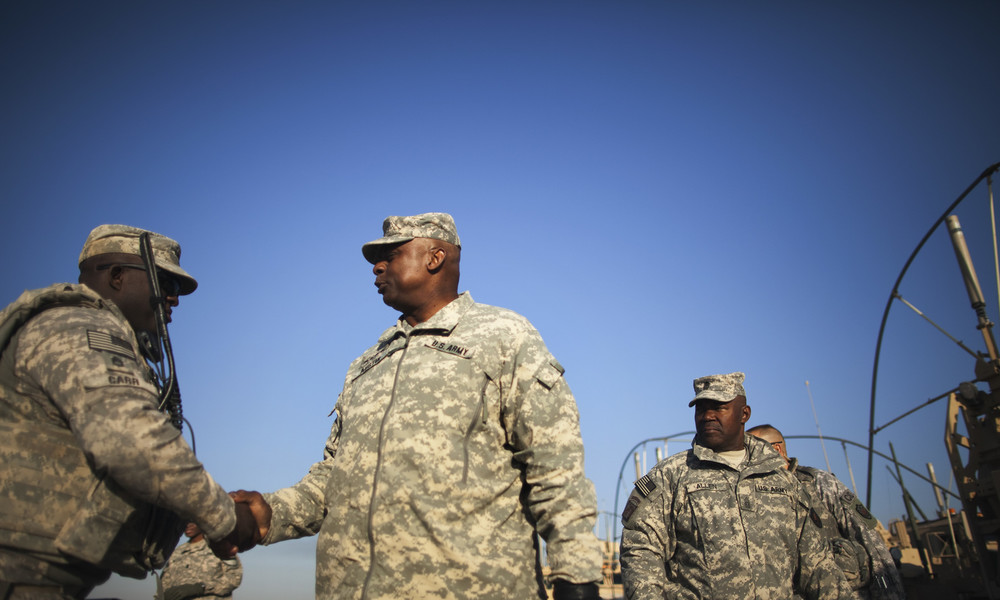 Von Raytheon ins Pentagon: Erster Afroamerikaner als US-Verteidigungsminister