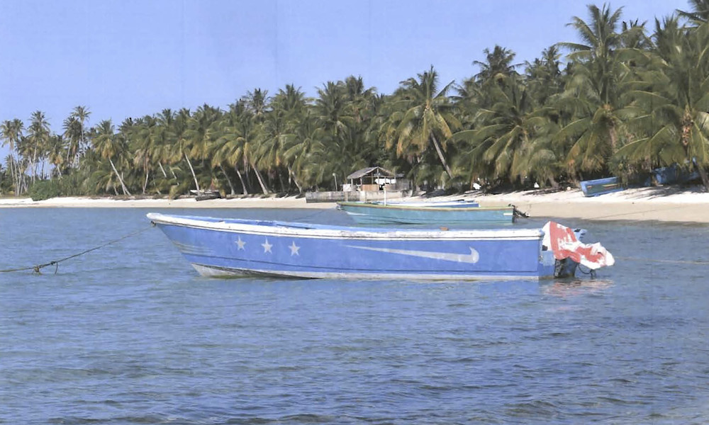 Geisterboot mit über 600 Kilogramm Kokain nach jahrelangem Driften bei den Marshallinseln gestrandet