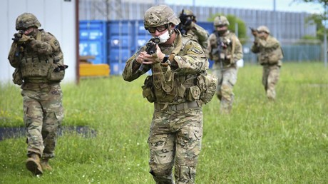 "Sonst hat NATO keinen Sinn" – Russischer Politiker erklärt, warum Moskau die "Hauptbedrohung" ist