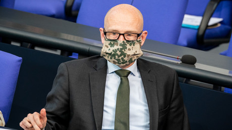 Peter Tauber: Ablehnung des Impfens ist "menschenfeindlich"