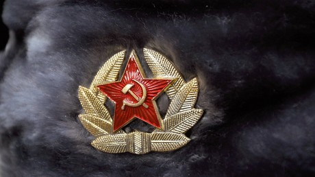 Ukraine: Russischsprachiger Jugendlicher wegen Tragen von sowjetischer Mütze angeklagt
