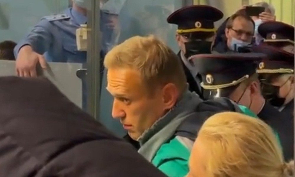 Alexei Nawalny nach Rückkehr aus Berlin in Moskau festgenommen