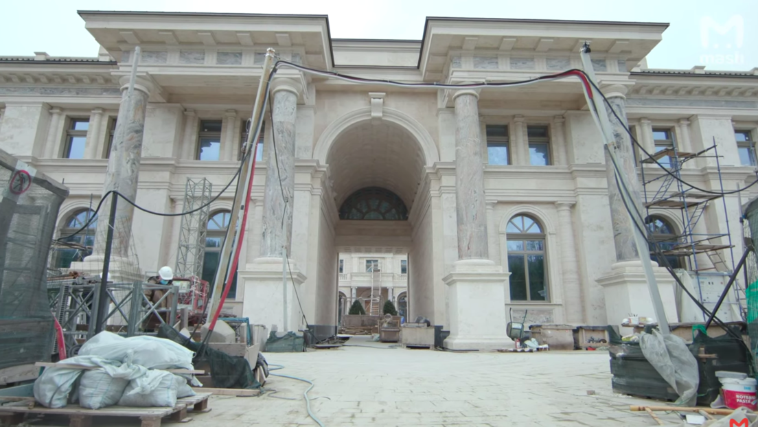 Neues Video zeigt vermeintlichen Palast Putins: "Hier gibt es nur Beton"