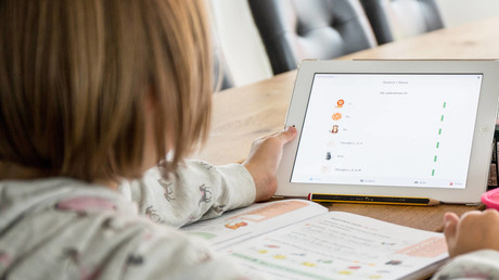 Schulschließungen, Kontaktverbote, Depressionen: Kinder sollen Opfer bringen