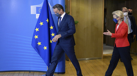 "Medizinisches Erfordernis": Von der Leyen befürwortet EU-Impfzertifikat zum Reisen