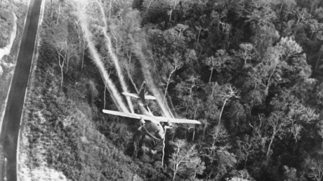 Vietnamkrieg holt Bayer wieder ein: Französisches Gericht verhandelt Klage wegen Agent Orange