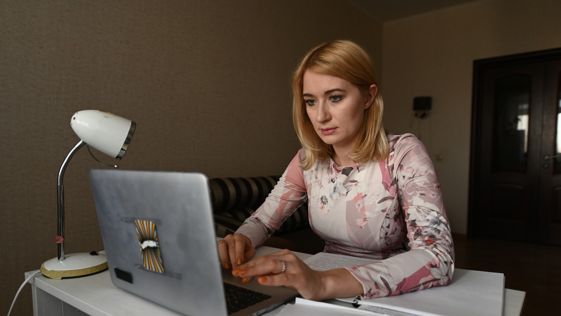 Umfrage: Mehr als 30 Prozent der Russen wünschen sich eine Mischung aus Büro- und Heimarbeit