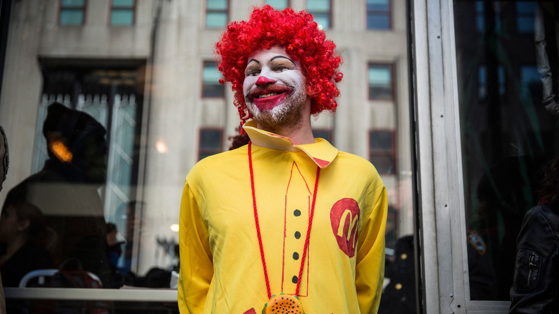 Bericht: McDonald's hat eigenen Geheimdienst – er überwacht Mitarbeiter, die Gehaltserhöhung fordern