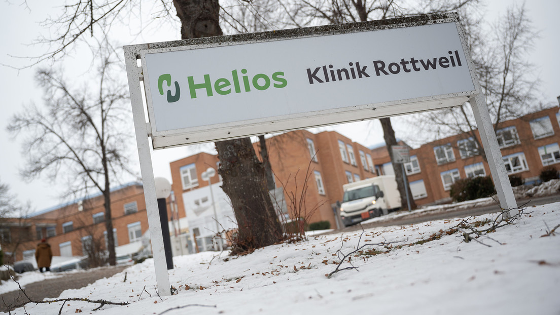 Helios-Klinik: Mitarbeiter wegen falscher Corona-Tests  für Wochen in "Pendlerquarantäne" geschickt