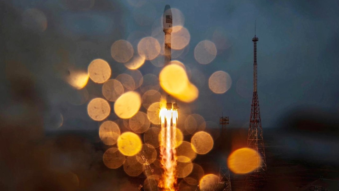 Russland: Rakete Sojus 2.1a bringt 38 Satelliten ins All