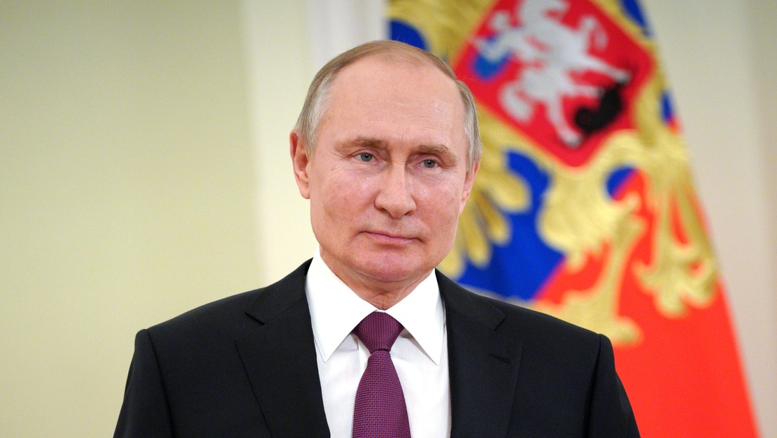 "Wollte niemanden nachäffen": Putin erklärt seine Impfung ohne laufende Kameras