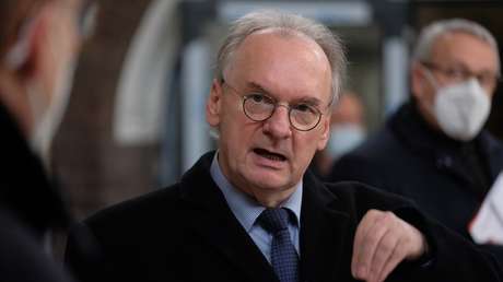 Ministerpräsident Haseloff: "Würde mich jederzeit mit Sputnik V impfen lassen"