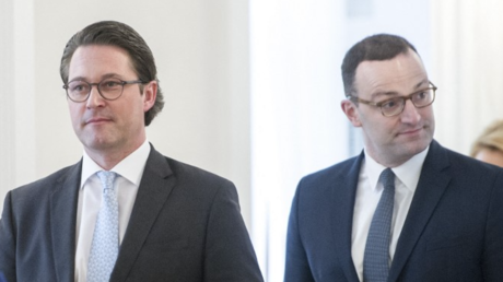 Schnell- und Selbsttests: Spahn und Scheuer sollen "Taskforce Testlogistik" leiten